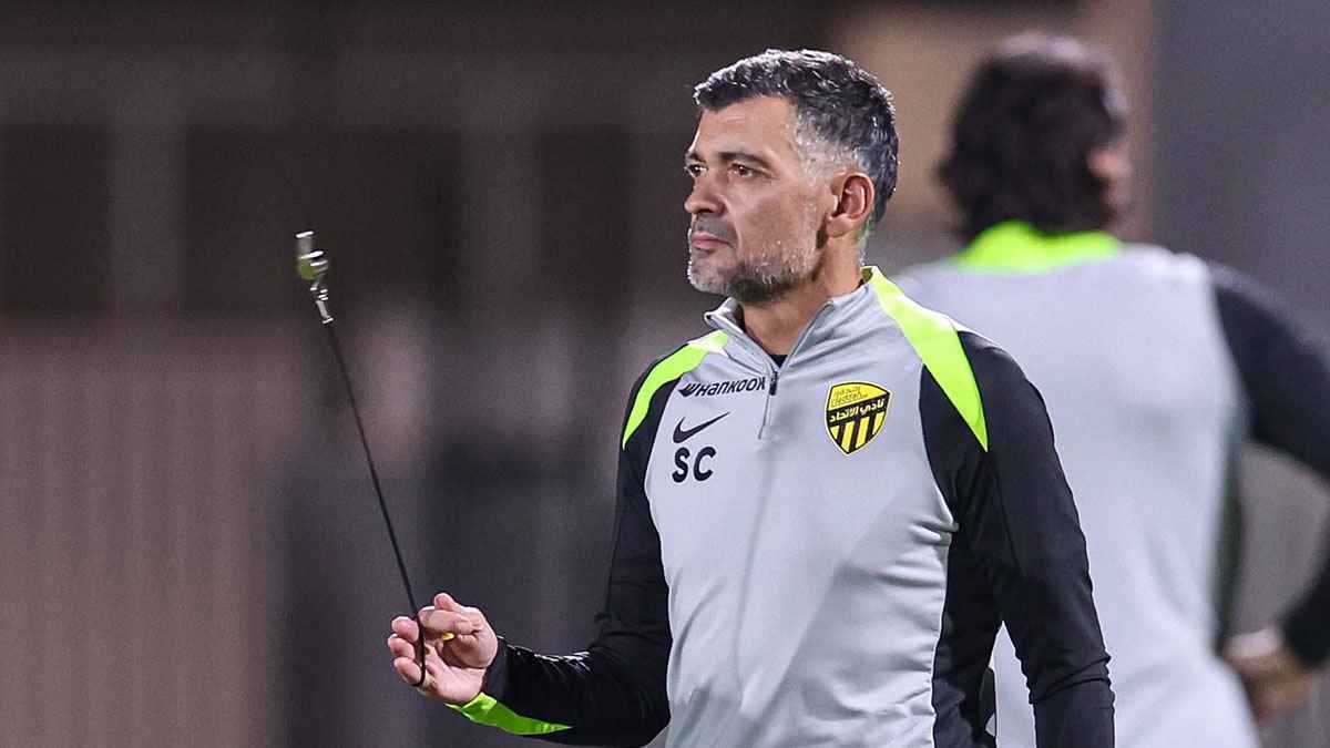 هل قرر الاتحاد السعودي “التخلص” من كونسيساو؟