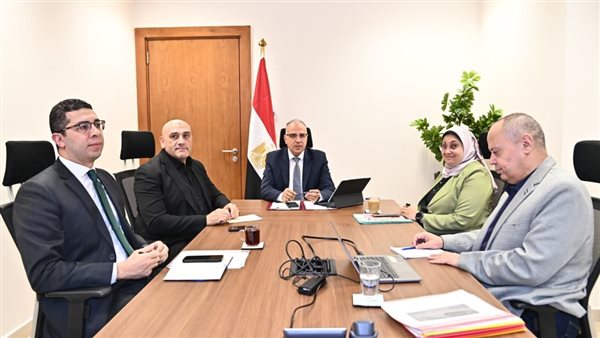 وزير الري يتابع إجراءات تعزيز مبادئ الحوكمة والشفافية بالوزارة ومحاربة الفساد