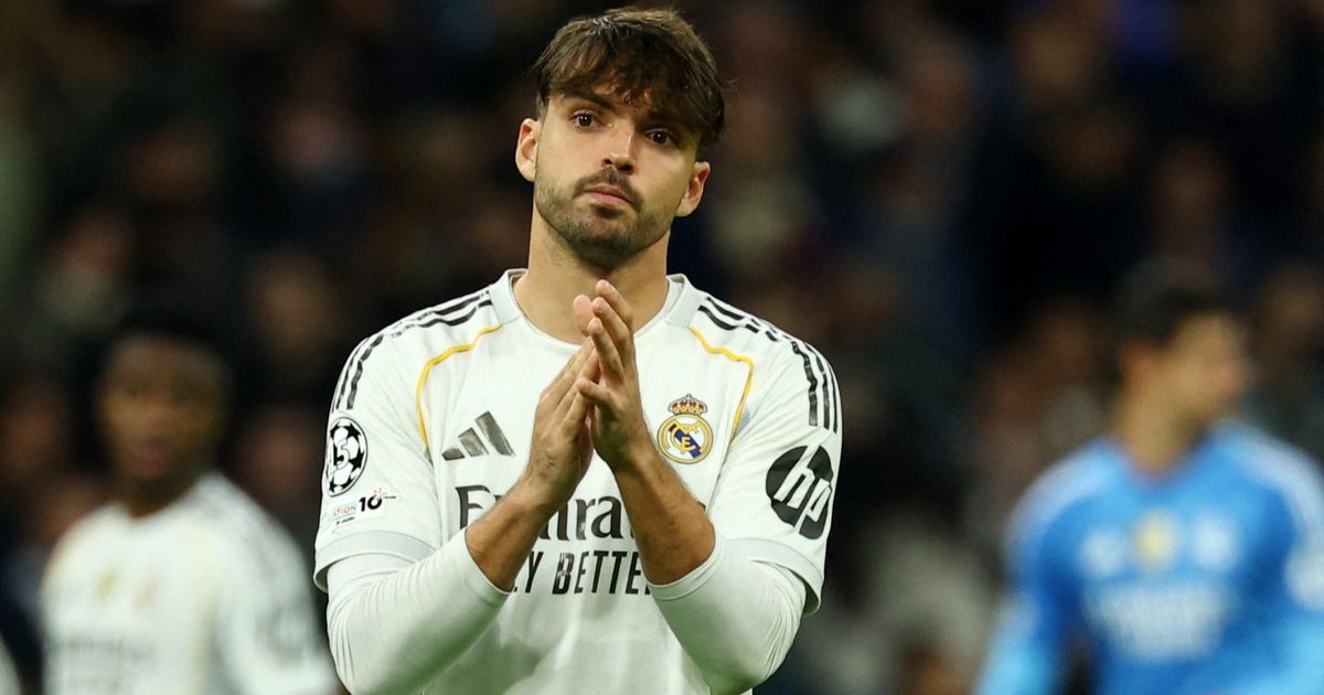 أسينسيو مدافع ريال مدريد غاضب بسبب الإهانات المتكررة