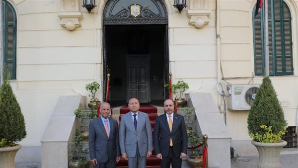 محافظ القاهرة يستقبل المهندس عمار موسى كاظم أمين محافظ بغداد