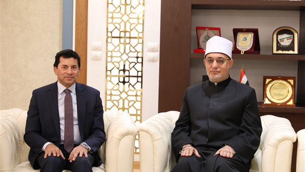 مفتي الجمهورية يستقبل وزير الرياضة لبحث تعزيز التعاون في بناء وعي الشباب ومواجهة الظواهر السلبية