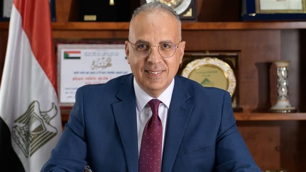 وزير الري يتابع موقف مشروع تحديث أنظمة وأجهزة التشغيل والتحكم والمراقبة لمفيض قناطر إسنا الجديدة