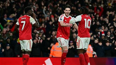 ساكا ومارتينيلي يقودان هجوم أرسنال في مواجهة وولفرهامبتون بالدوري الإنجليزي