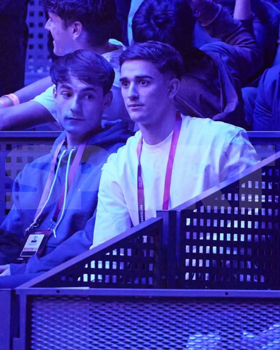 لاعبو برشلونة في بطولة البادل