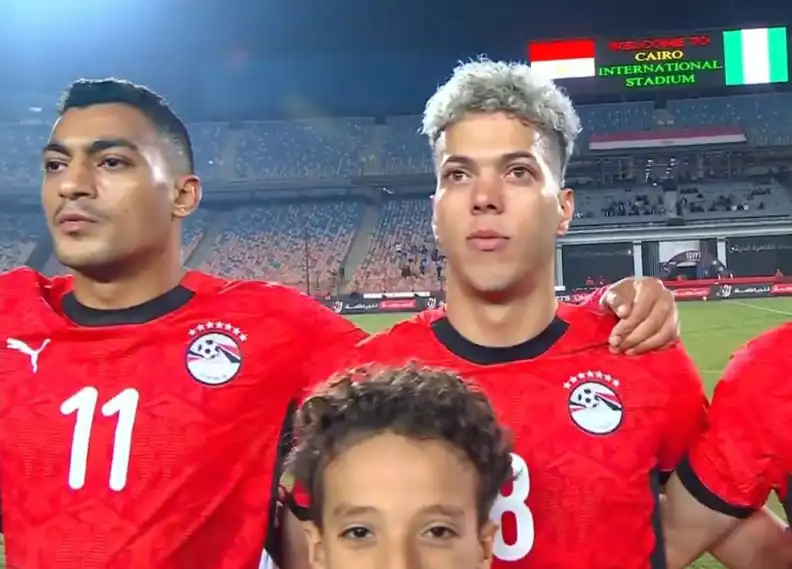 إمام عاشور لاعب منتخب مصر