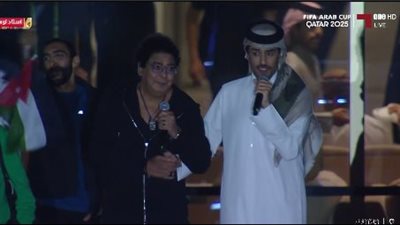 الكينج في قطر: محمد منير يخطف الأجواء في ملعب لوسيل قبل نهائي كأس العرب