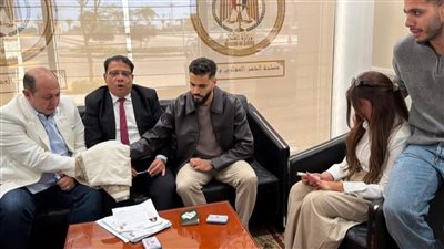 بعد التتويج بكأس العرب.. عقد قران محمود بنتايج على نجلة أحمد سليمان في أجواء عائلية (صور)