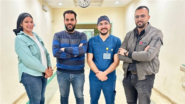 فرق الطوارئ بمستشفى الزهور ببورسعيد تنقذ حياة “ضحية الطعن دفاعًا عن شقيقته”