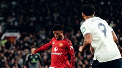 وست هام يونايتد يتعادل أمام مانشستر يونايتد (1/1) في الدوري الإنجليزي الممتاز