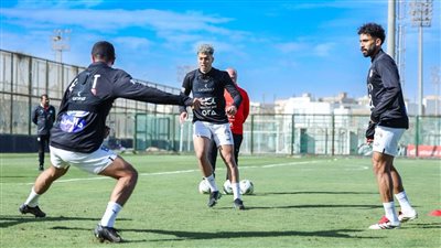 منتخب مصر يبدأ استعداداته بمران صباحي قوي قبل ودية نيجيريا (صور)