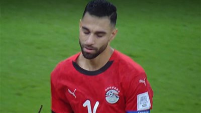 كأس العرب 2025: عمرو السولية يهدر ركلة جزاء لمنتخب مصر أمام الكويت