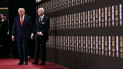 دونالد ترامب رئيس أمريكا يصل مركز جون كينيدي للفنون لحضور قرعة كأس العالم 2025