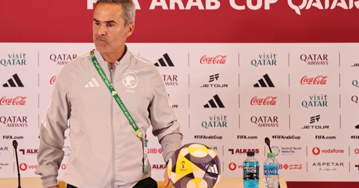 مساعد رينارد يُحذر من “ارتكاب الحماقات” أمام المغرب