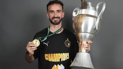 دونجا لاعب بيراميدز: نتمنى نهائي قاري أمام الأهلي.. ويجب تدخل الدولة لإنقاذ الإسماعيلي