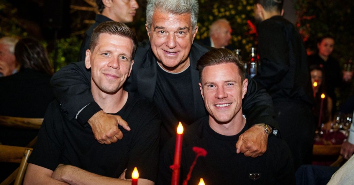 فليك يراوغ الصحفيين ويعيد تير شتيغن لحراسة مرمى برشلونة