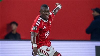 أليو ديانج يضع شروطًا جديدة للتجديد.. والأهلي يكثف مفاوضاته لحسم الملف