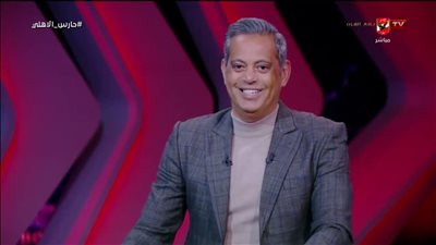 هاني رمزي: حسام حسن يعمل في ظروف “أصعب” من الجوهري وشحاتة