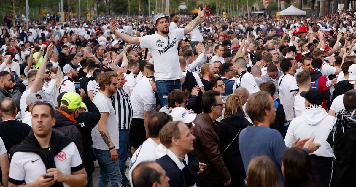 برشلونة يتخذ إجراءات صارمة لمنع تكرار الخيانة أمام فرانكفورت