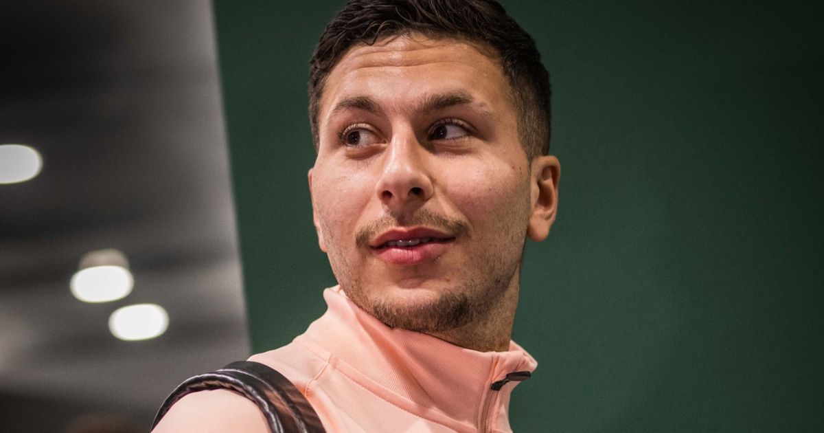 تشكيلة برشلونة أمام ريال بيتيس.. مفاجأة في الهجوم