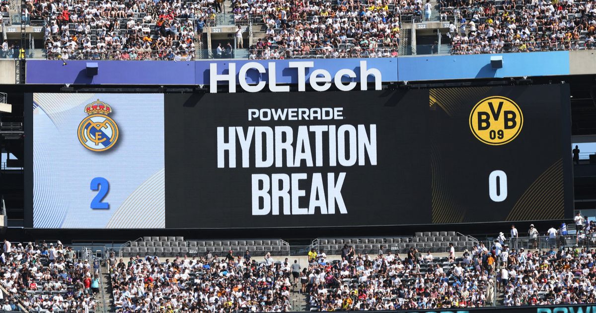 فيفا يعتمد فترات ترطيب إلزامية في كل مباريات كأس العالم 2026