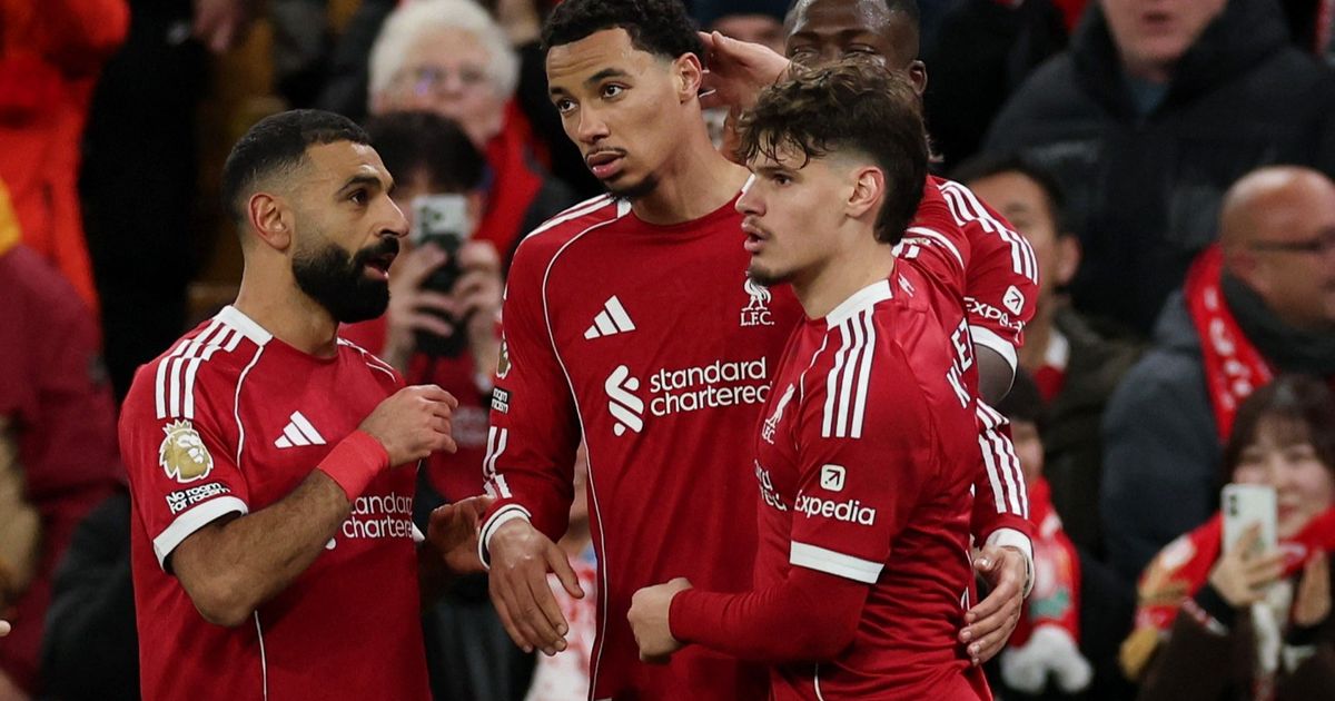 صلاح يترك بصمته في فوز ليفربول على برايتون بثنائية إيكيتيكي