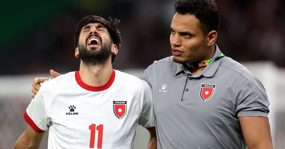 إصابة نجم منتخب الأردن يزن النعيمات بقطع في الرباط الصليبي