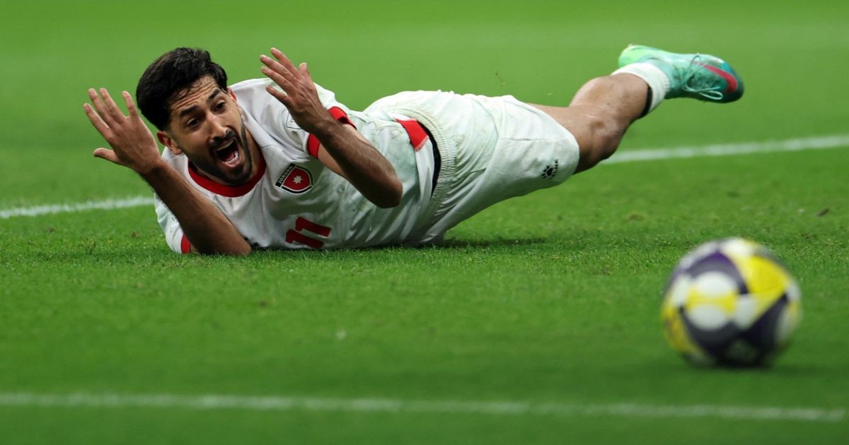 نجم الأردن يخرج من حسابات الاتفاق بعد إصابته بالرباط الصليبي