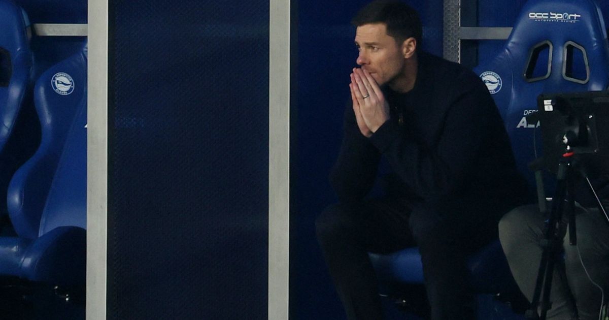 تشابي يمتدح “الظهير المستجد” وينفي الخلاف مع فينيسيوس بعناق