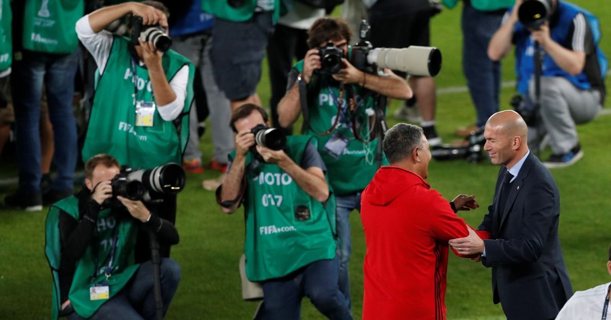 مساعد مدرب برشلونة السابق قد يحرم العراق من كأس العالم