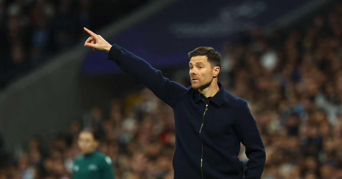 ألونسو يتجاهل تقارير عن إقالته ويؤكد توافقه مع لاعبي الريال