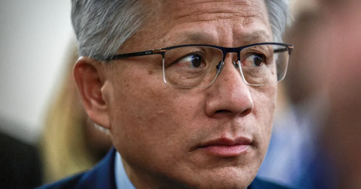 إنفيديا تتراجع عن خططها لمنافسة أمازون وجوجل