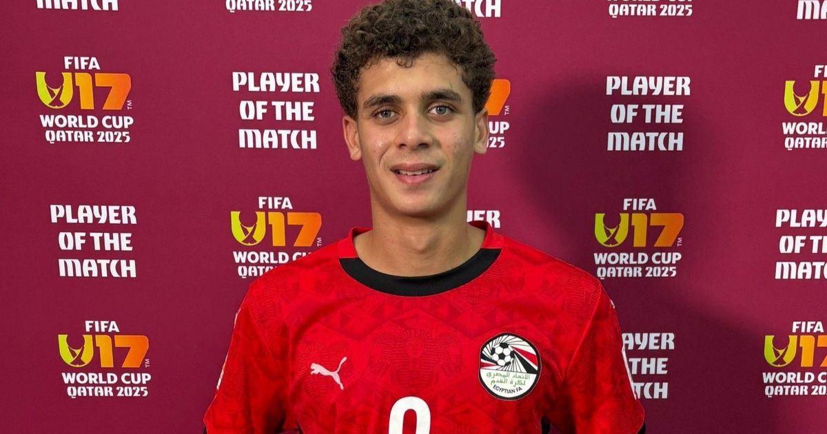 برشلونة متمسك بضم المصري حمزة عبد الكريم والأهلي يرفض