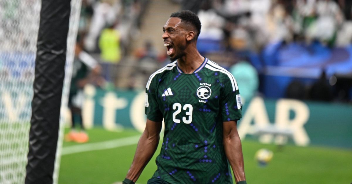 كنو يهدي هدف الفوز على فلسطين إلى والدته “وكل الشعب السعودي”