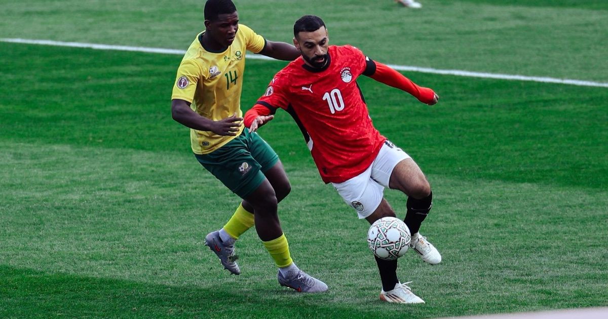 أول متأهل.. مصر تصمد بـ10 لاعبين وتهزم جنوب إفريقيا