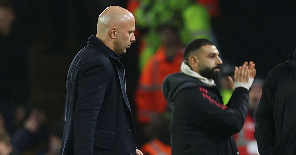 منها التصالح مع محمد صلاح.. 4 خيارات في ليفربول لتعويض إيزاك