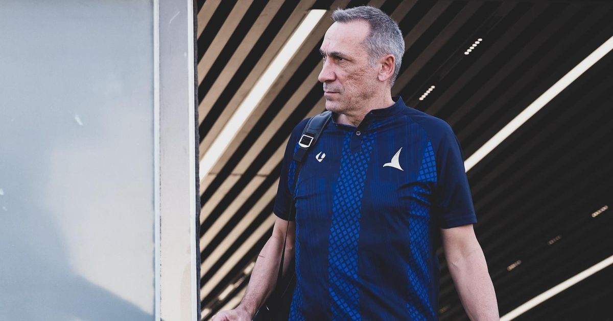 دونيس مدرب الخليج يرحب بقيادة منتخب السعودية بعد رينارد