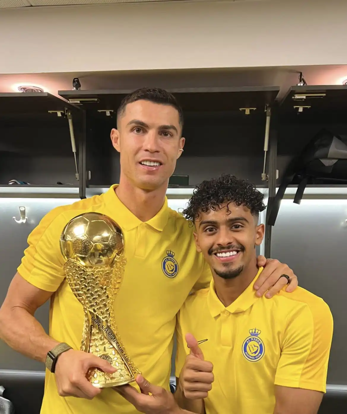 كريستيانو رونالدو وعبد العزيز العليوة