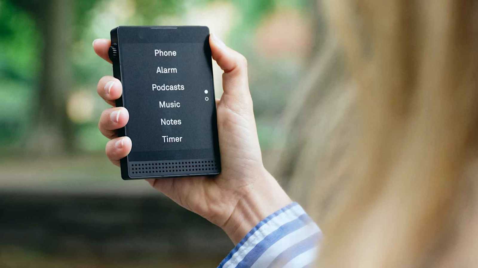 أفضل وأغرب الهواتف في عام 2025 (صور)