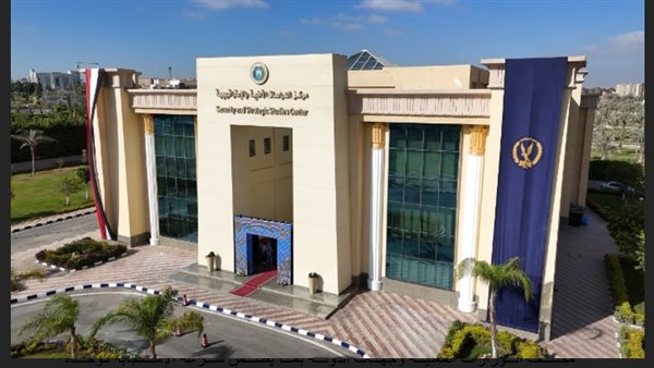 أكاديمية الشرطة تنظم ندوة تحت عنوان “الدور التكاملى لمؤسسات الدولة فى مواجهة الأزمات والكوارث”