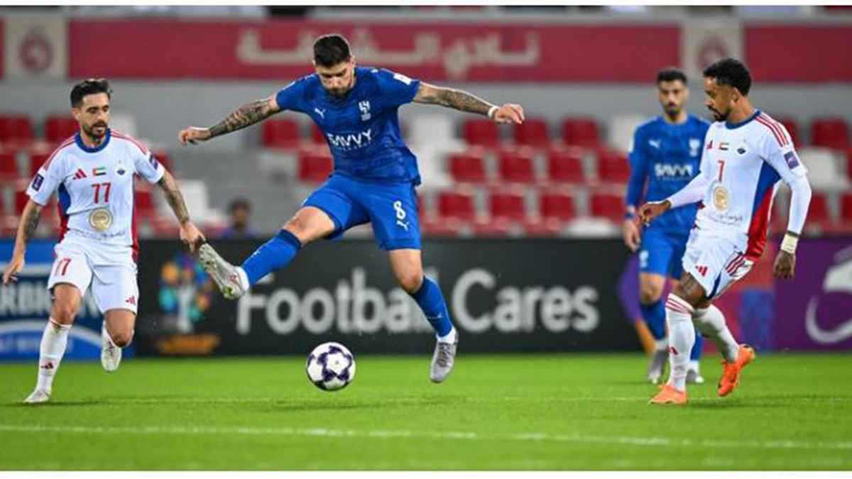 أكثر لاعبين أثارا غضب جماهير الهلال بعد الفوز على الشارقة