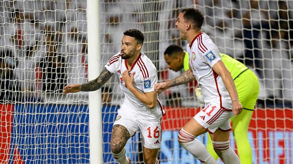 الإمارات والجزائر في كأس العرب.. مواعيد مباريات اليوم الجمعة والقنوات الناقلة