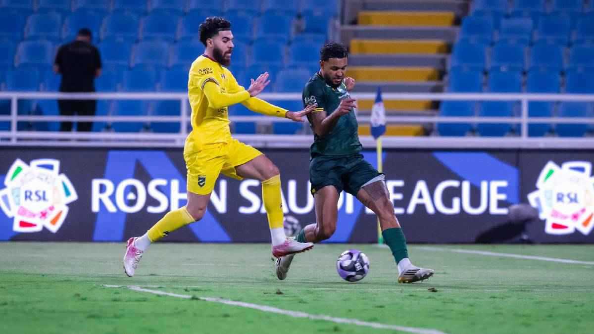 الخليج يتلقى ضربة موجعة قبل موقعة الهلال