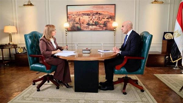 الرئيس عبد الفتاح السيسي متابع للعملية التعليمية بشكل دقيق جدًا