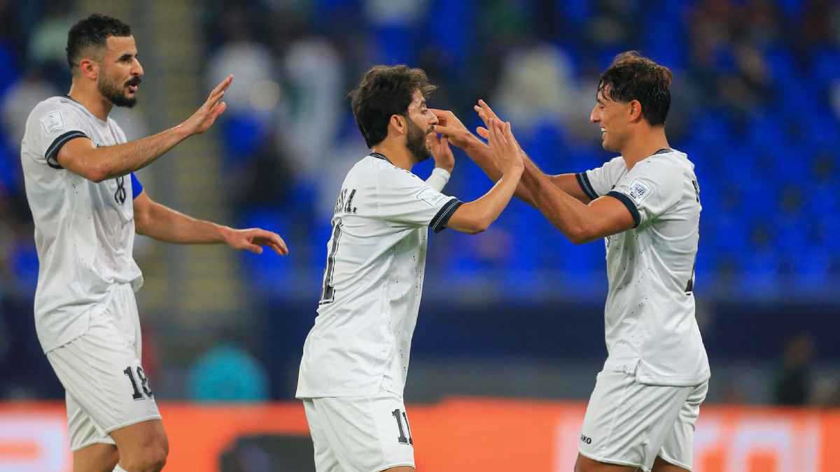 الموعد والقنوات الناقلة لمباراة العراق والسودان في كأس العرب