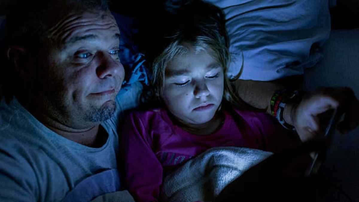 تضمن سلامته وخصوصيته.. إعدادات لا تتجاهلها قبل أن تسلّم طفلك “آيباد”