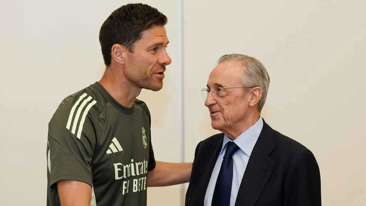 خطأ نسف كل شيء.. كيف دمر بيريز مشروع تشابي ألونسو مع ريال مدريد؟