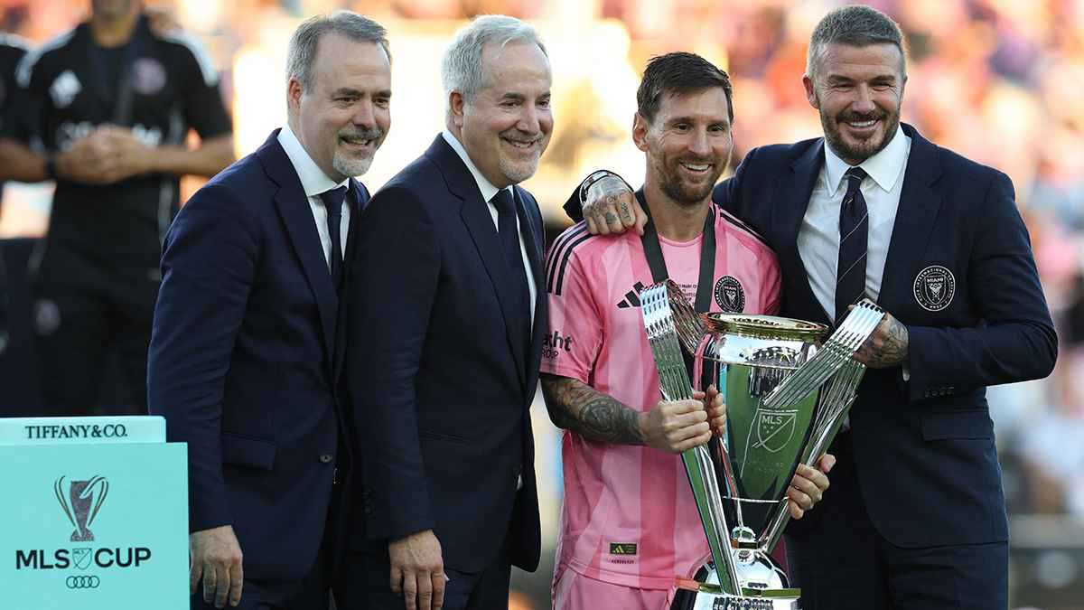 ديفيد بيكهام يكشف مستقبل ميسي بعد التتويج بالدوري الأمريكي