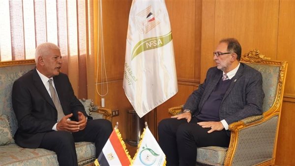 رئيس الهيئة القومية لسلامة الغذاء يستقبل نقيب الزراعيين لتعزيز التعاون المشترك