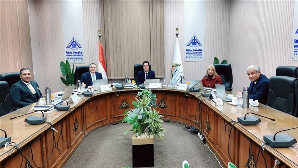 رئيس جامعة بنها يترأس لجنة اختيار عميد كلية علوم الرياضة