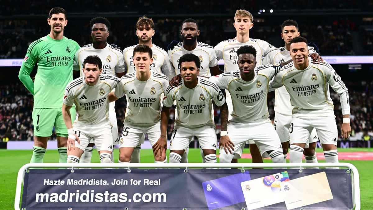 رد فعل جنوني.. إعلامي يطالب بطرد 20 لاعبا في ريال مدريد